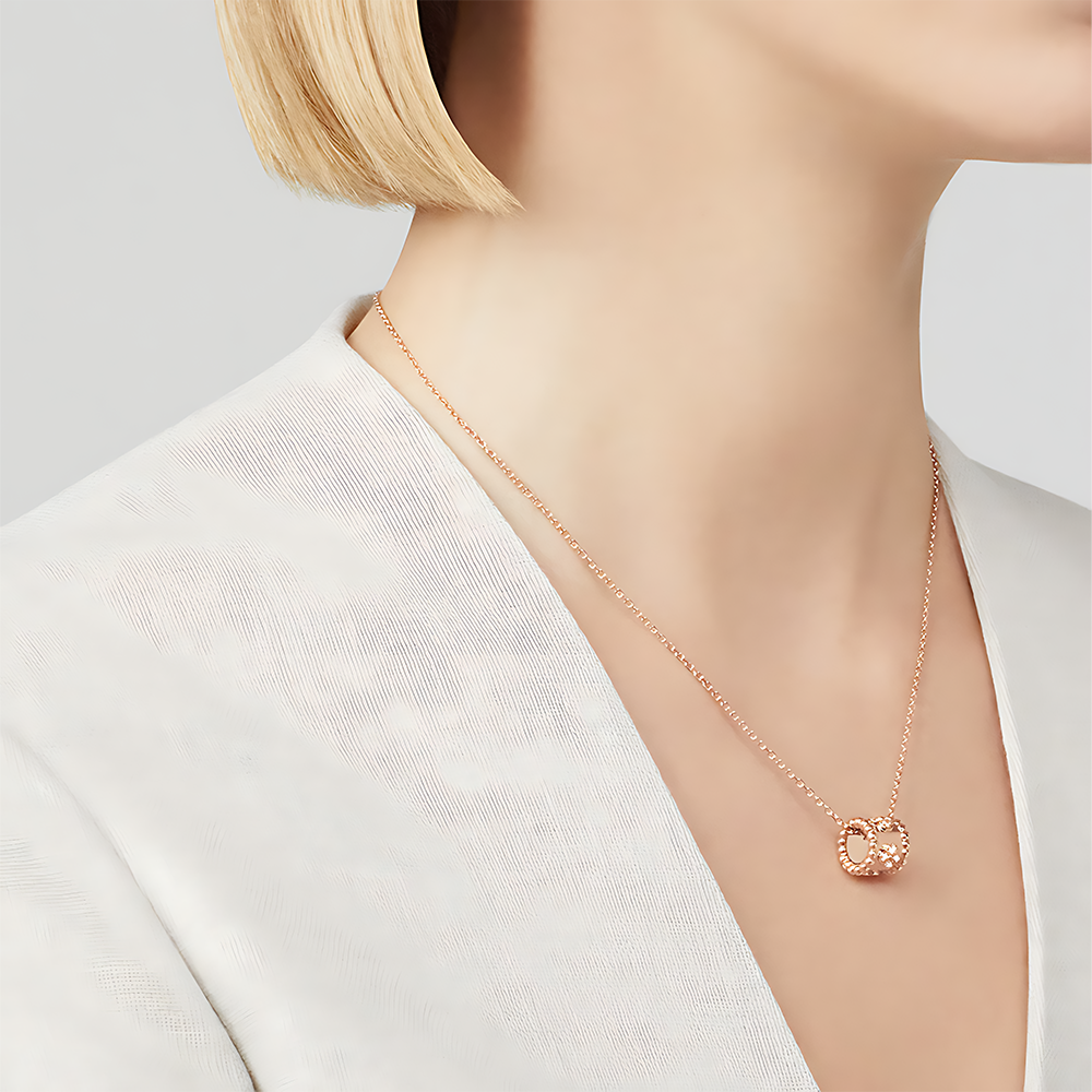 Clovers Pendant