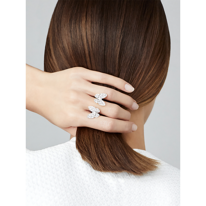 Two Butterfly Between the Finger ring